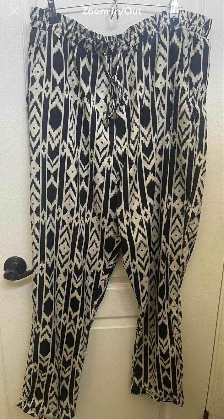 Apolla black and white pants Sz 3x